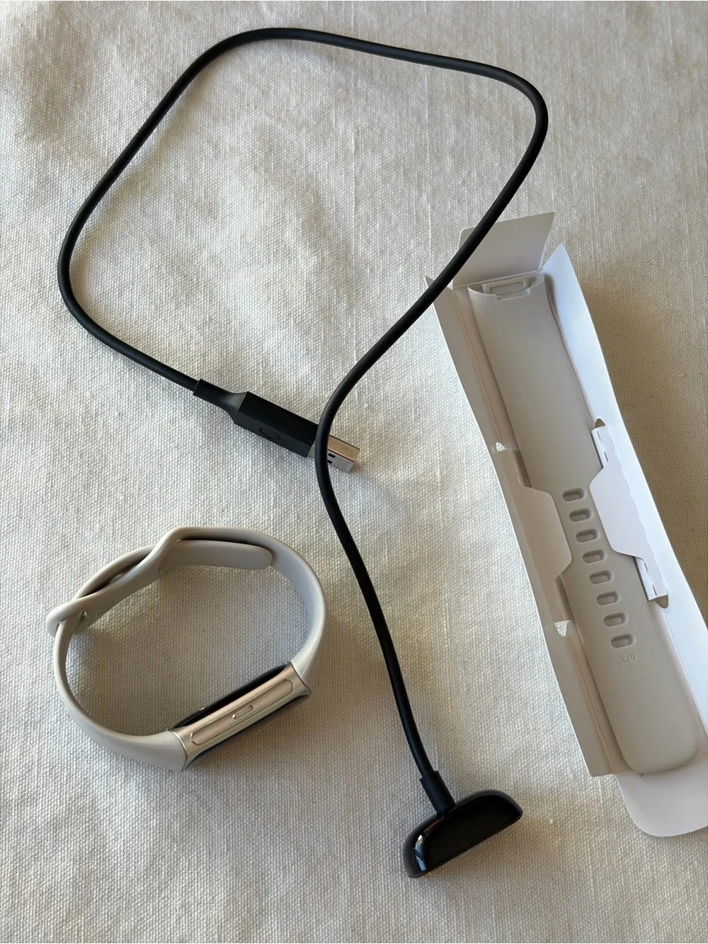 Fitbit Charge 6 Porcelain